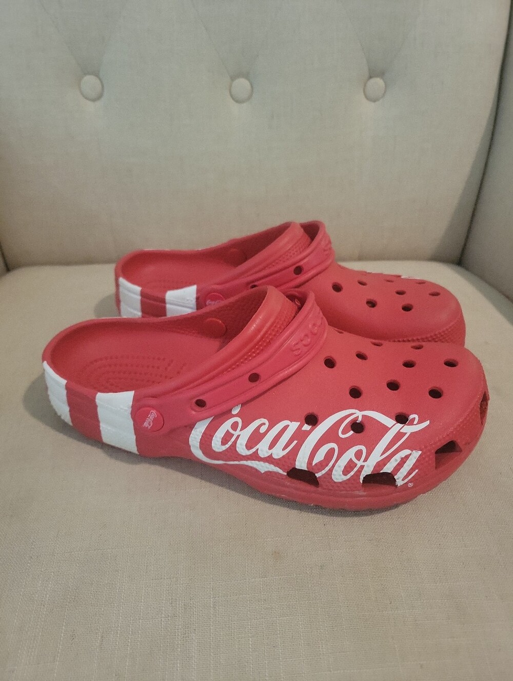 Crocs Classic Coca-Cola Coke  Size 8 Men /10 Women  Red white  novelty EUC